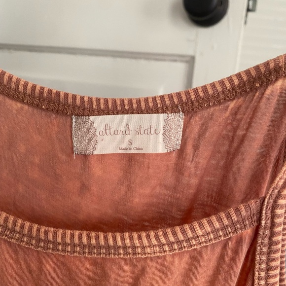 Altar’d State Burnt Orange Distressed Tank Small - Picture 5 of 5
